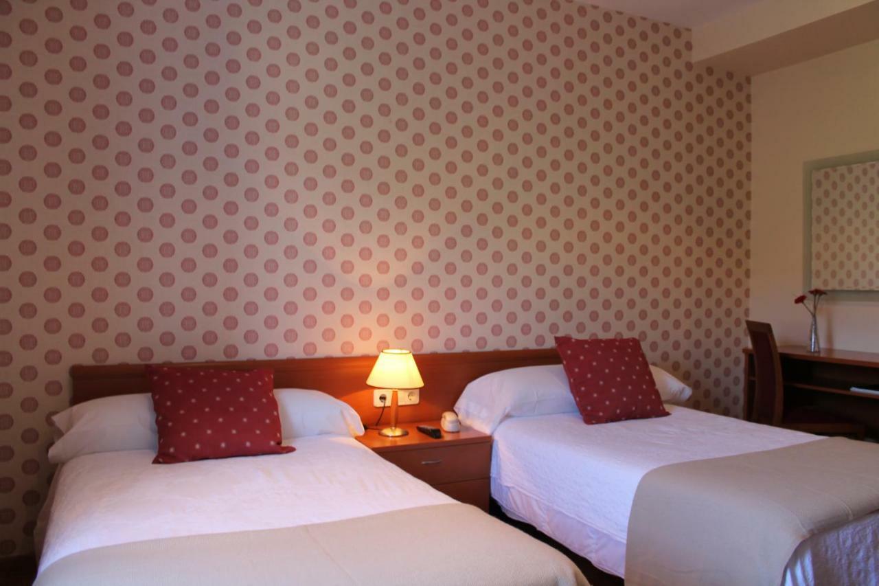 Hotel Montero Mondoñedo Zewnętrze zdjęcie